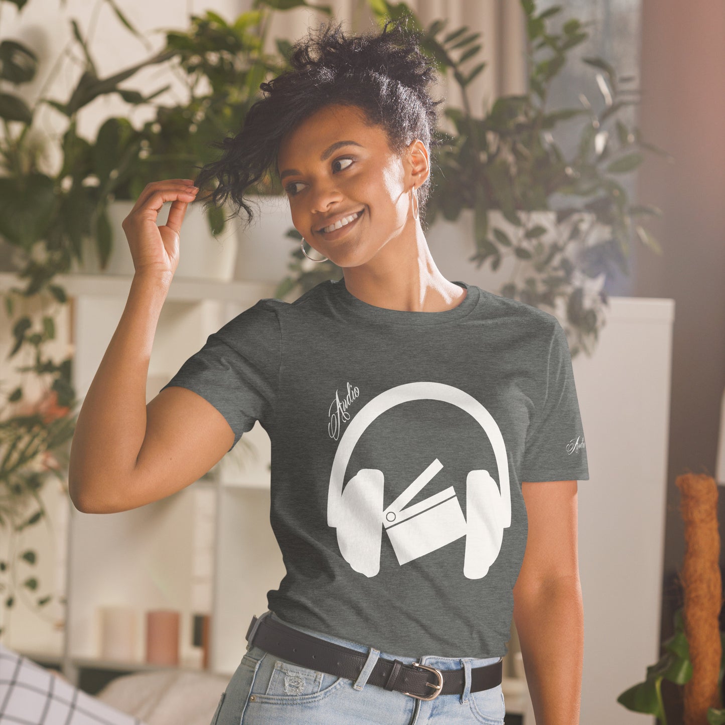 Women Short-Sleeve Audio Big Face T-Shirt